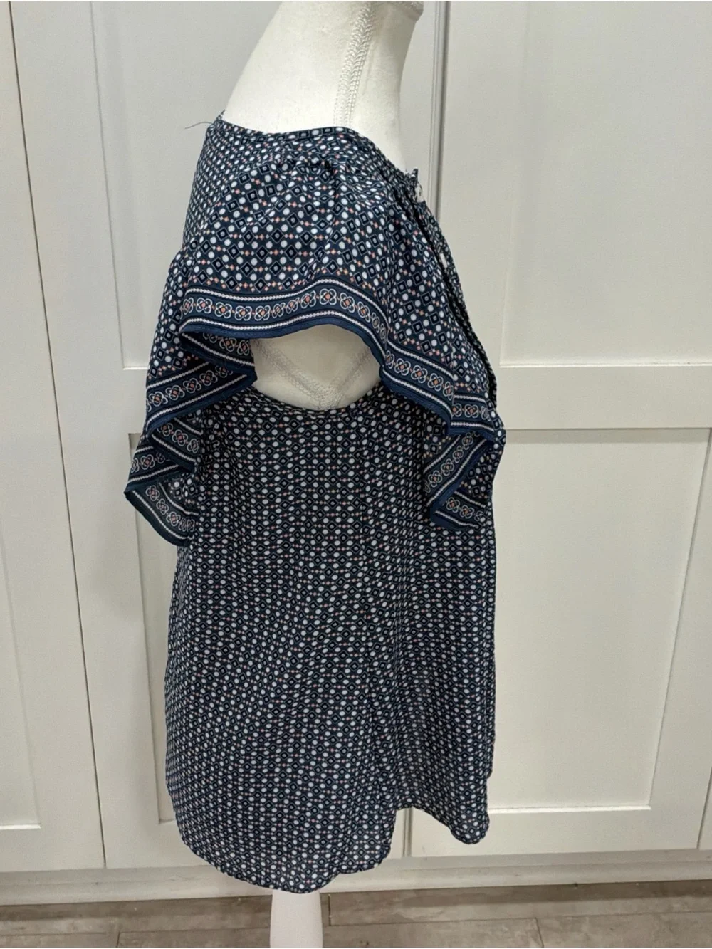 Max Studio Size XS Short Sleeve Print Flutter Sleeve Top Blue Boho